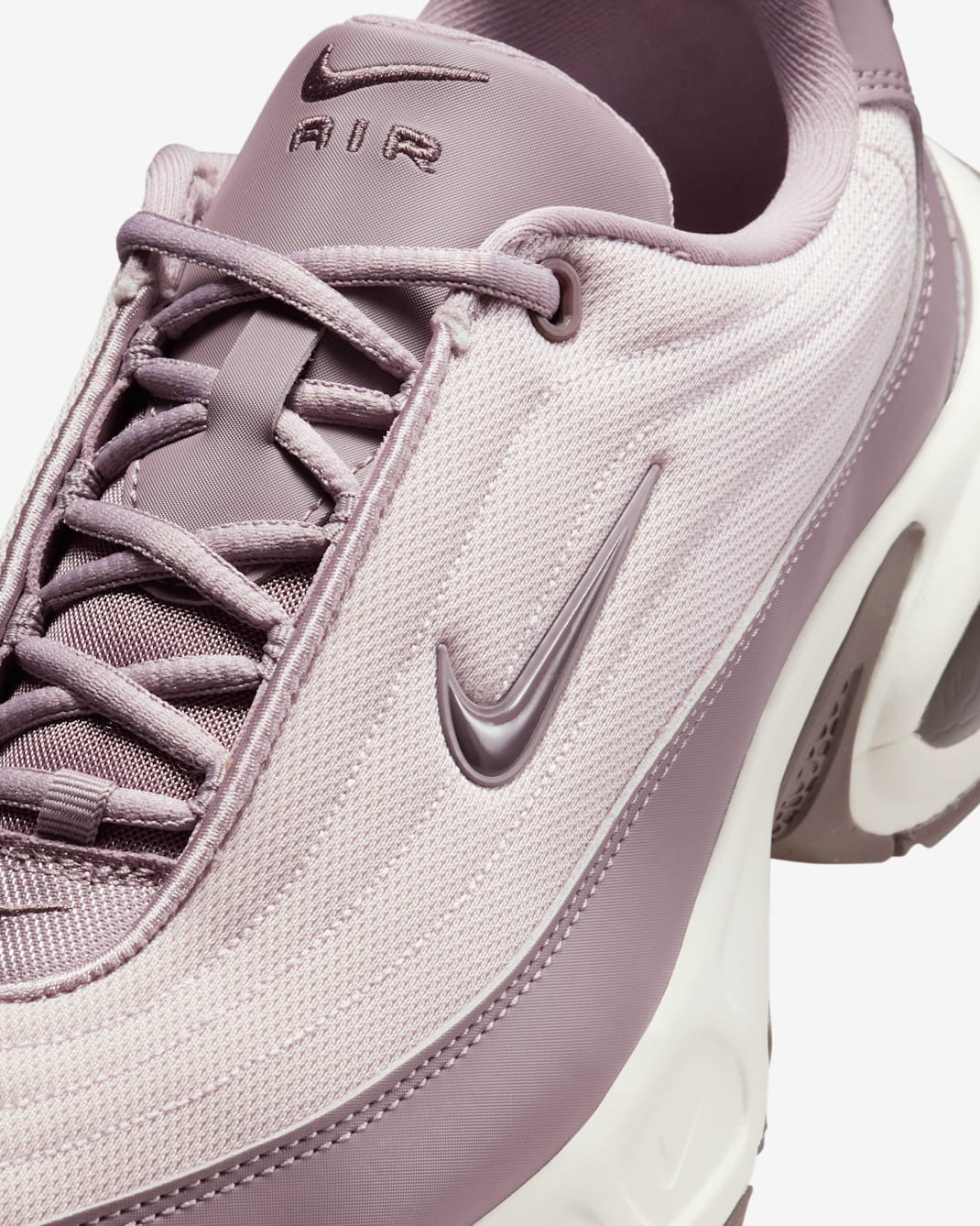 HF3053-019 Nike Air Max Portal Platinum Violet Light Violet Ore Sail (Women's)