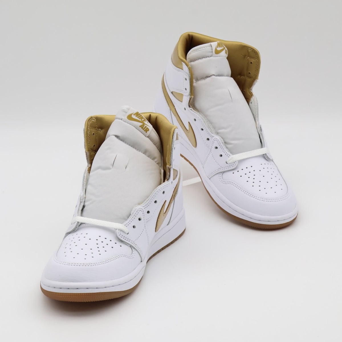 FD2596-107 Nike Air Jordan 1 Retro High OG White and Gold (Women's)