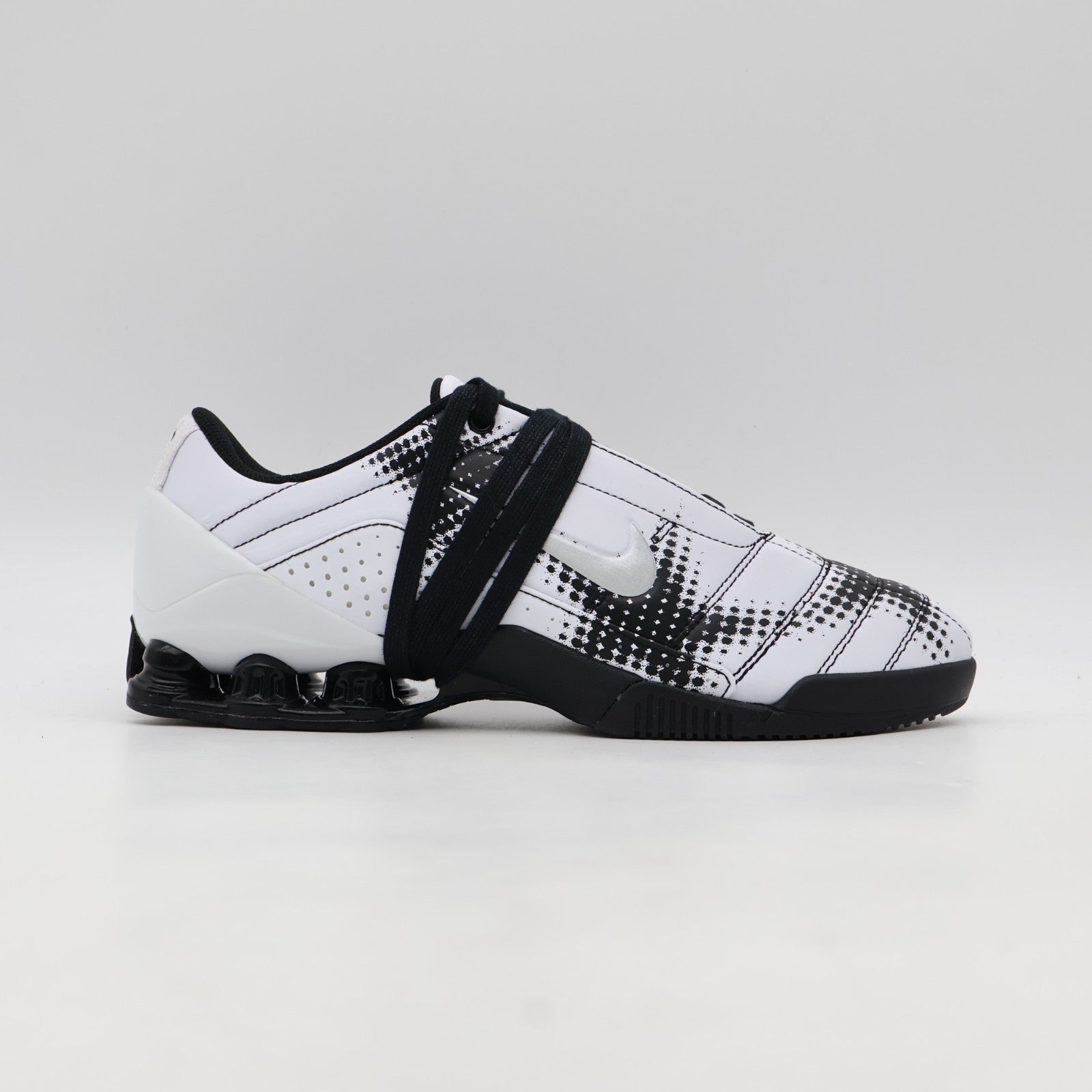 IR8176-100 Nike Total 90 Shox Magia WC White (Women's)
