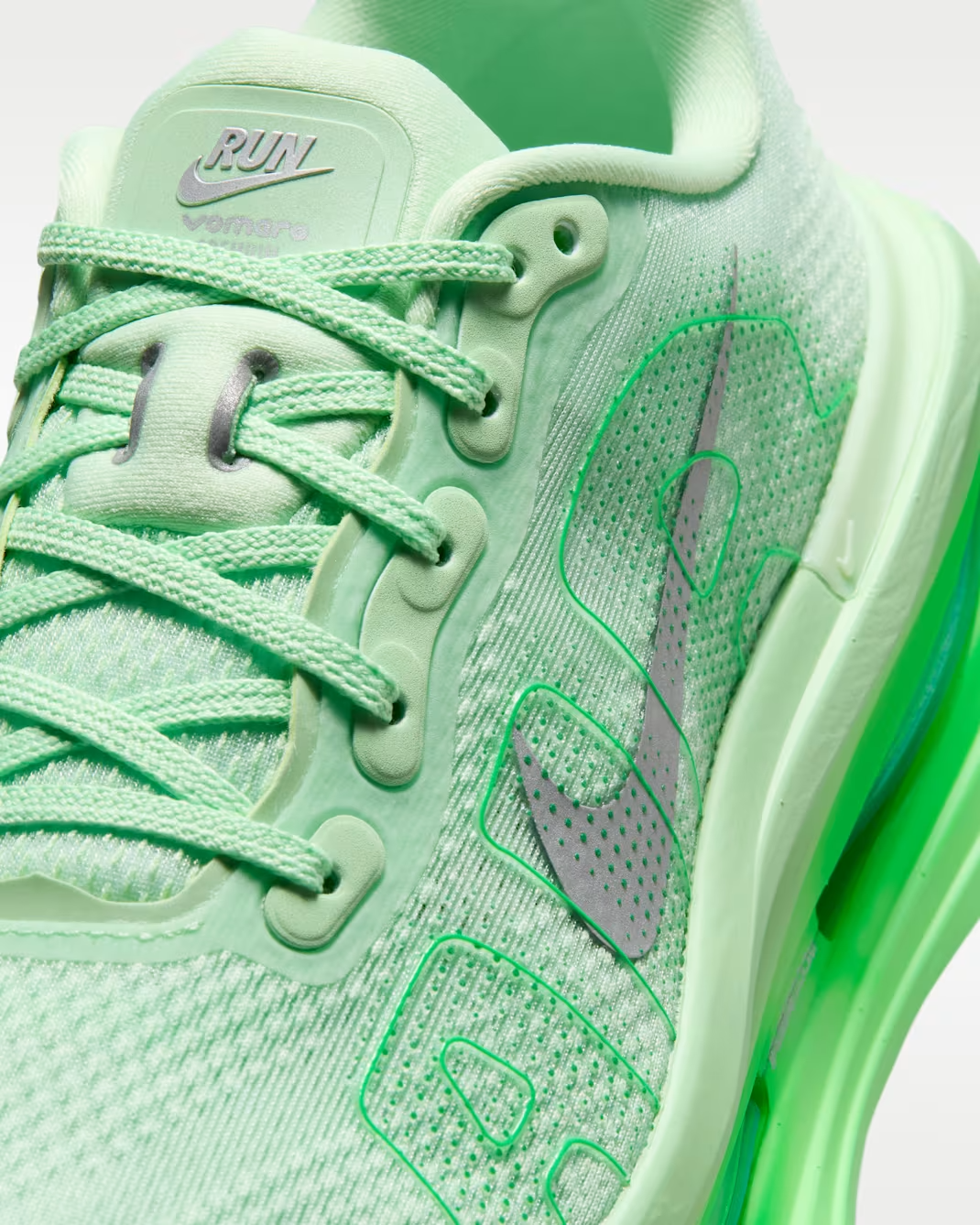 HM5973-302 Nike Vomero Premium "Cucumber Calm" (Women's)