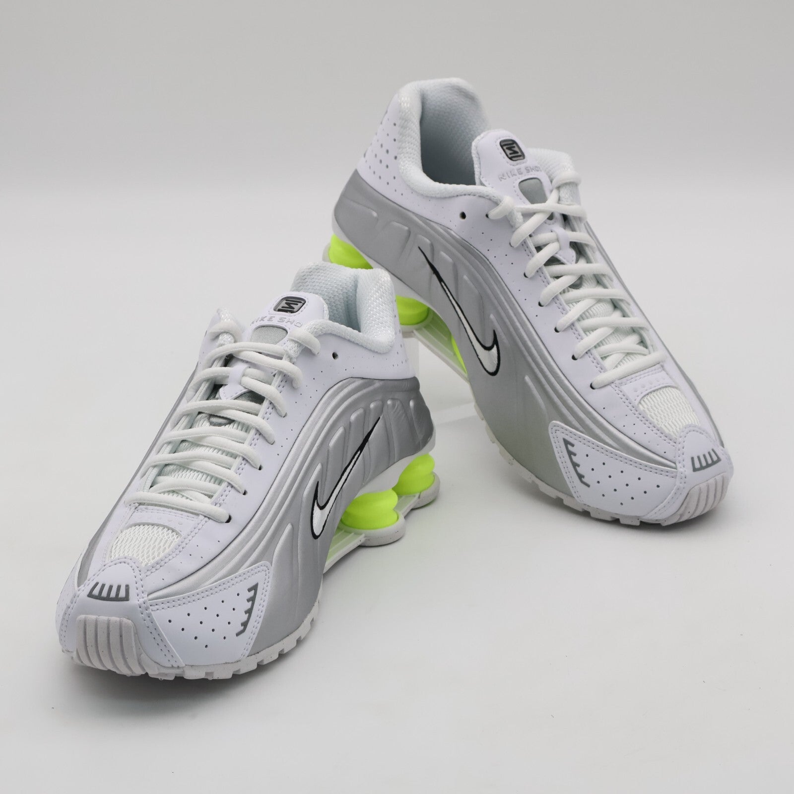 AR3565-102 Nike Women's Shox R4 White Volt (Women's)