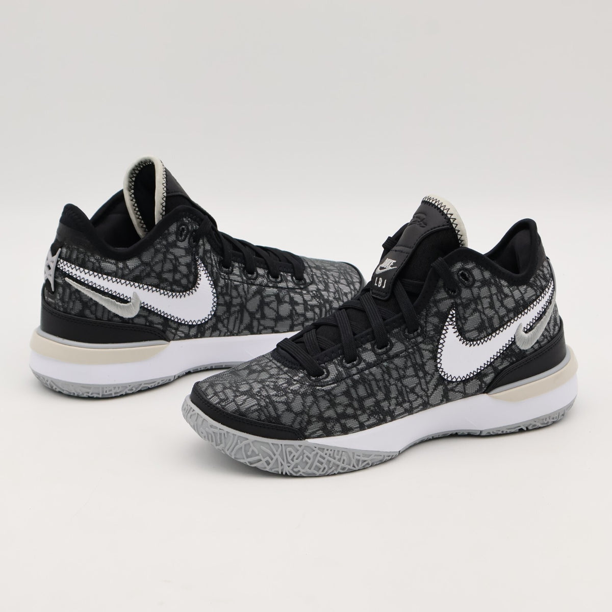 DR8788-005 Nike LeBron NXXT Gen Black Wolf Grey White Light Bone (Men's)