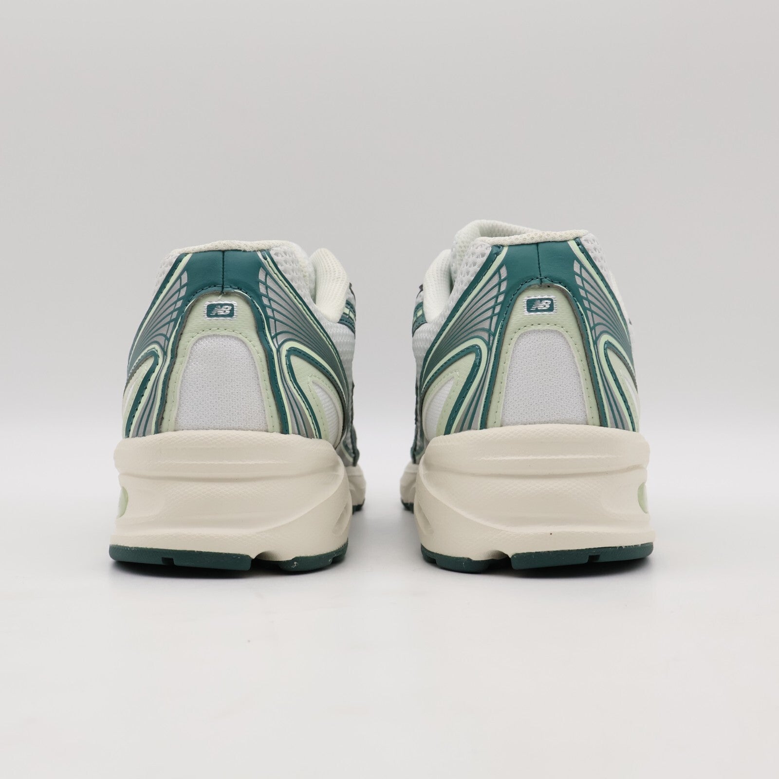 U740GR2 New Balance 740V2 White Marsh Green (Men's)