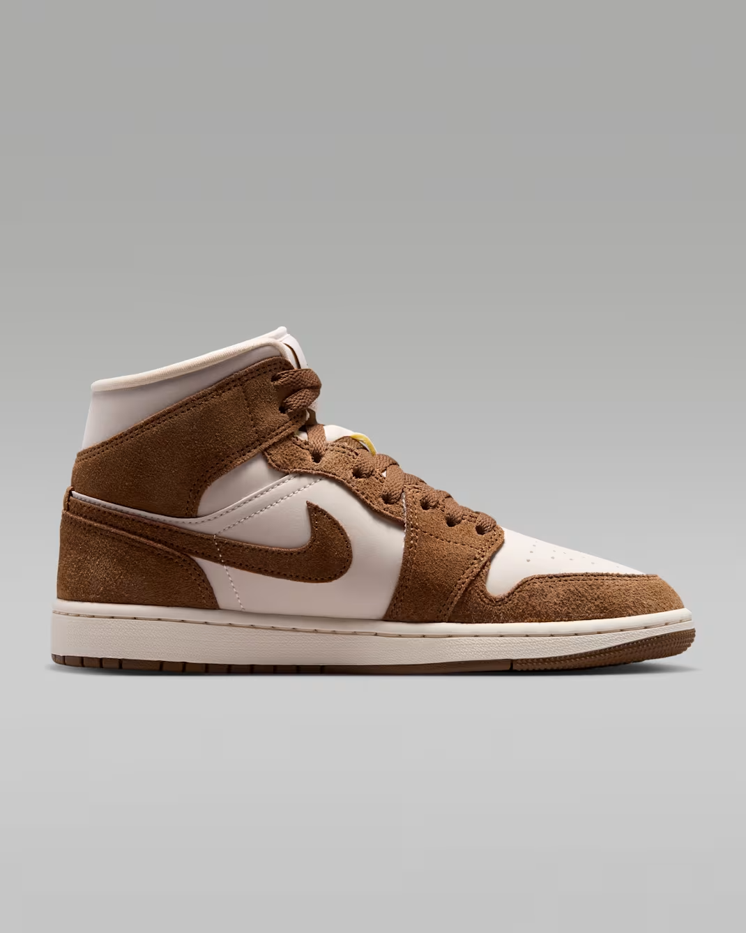 BQ6472-203 Nike Air Jordan 1 Mid "Light British Tan/Chalk" (Women's)