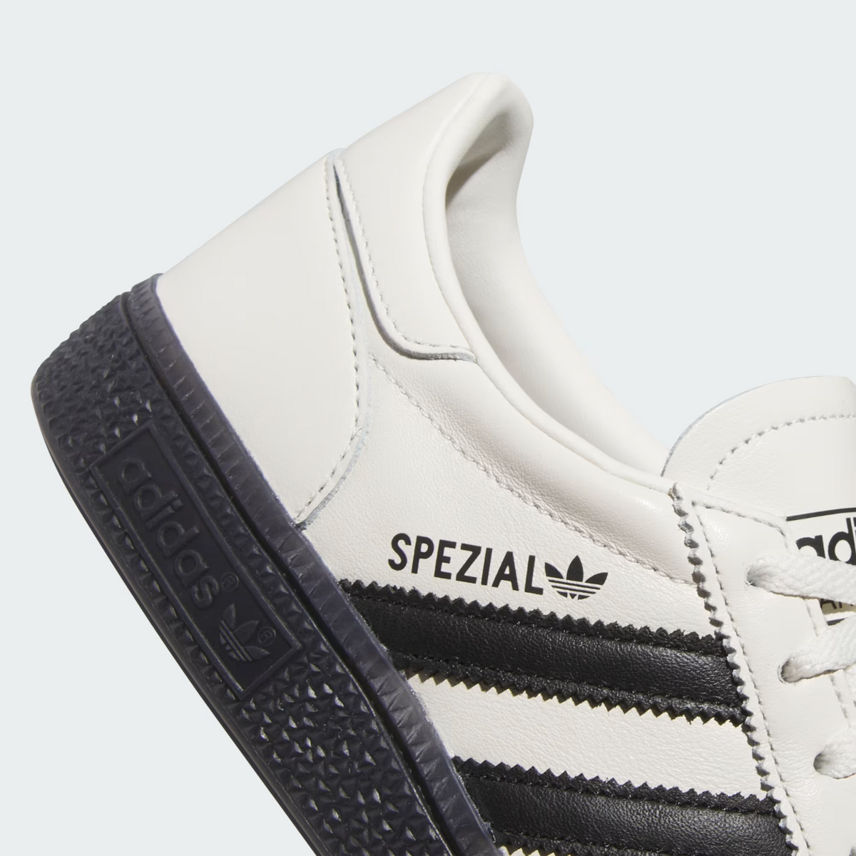 JS0062 adidas Originals Handball Spezial Cloud White Core Black (Men's)