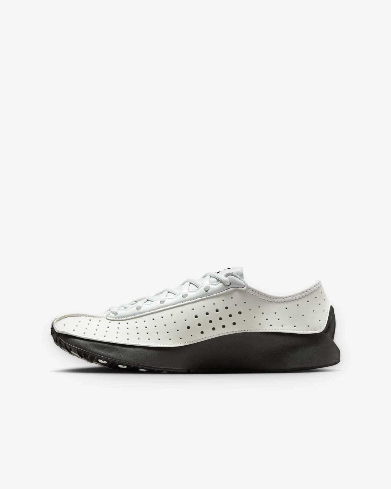 IB1403-100 Dover Street Market Nike Air Superfly White (Women's)