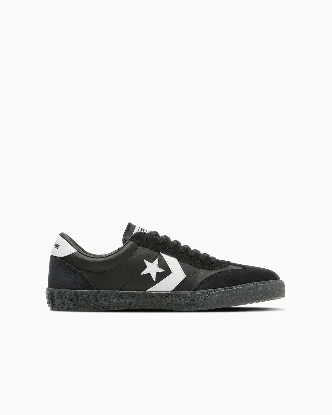 33702650 Converse Roadclassic SK SY OX Black/White (Men's)