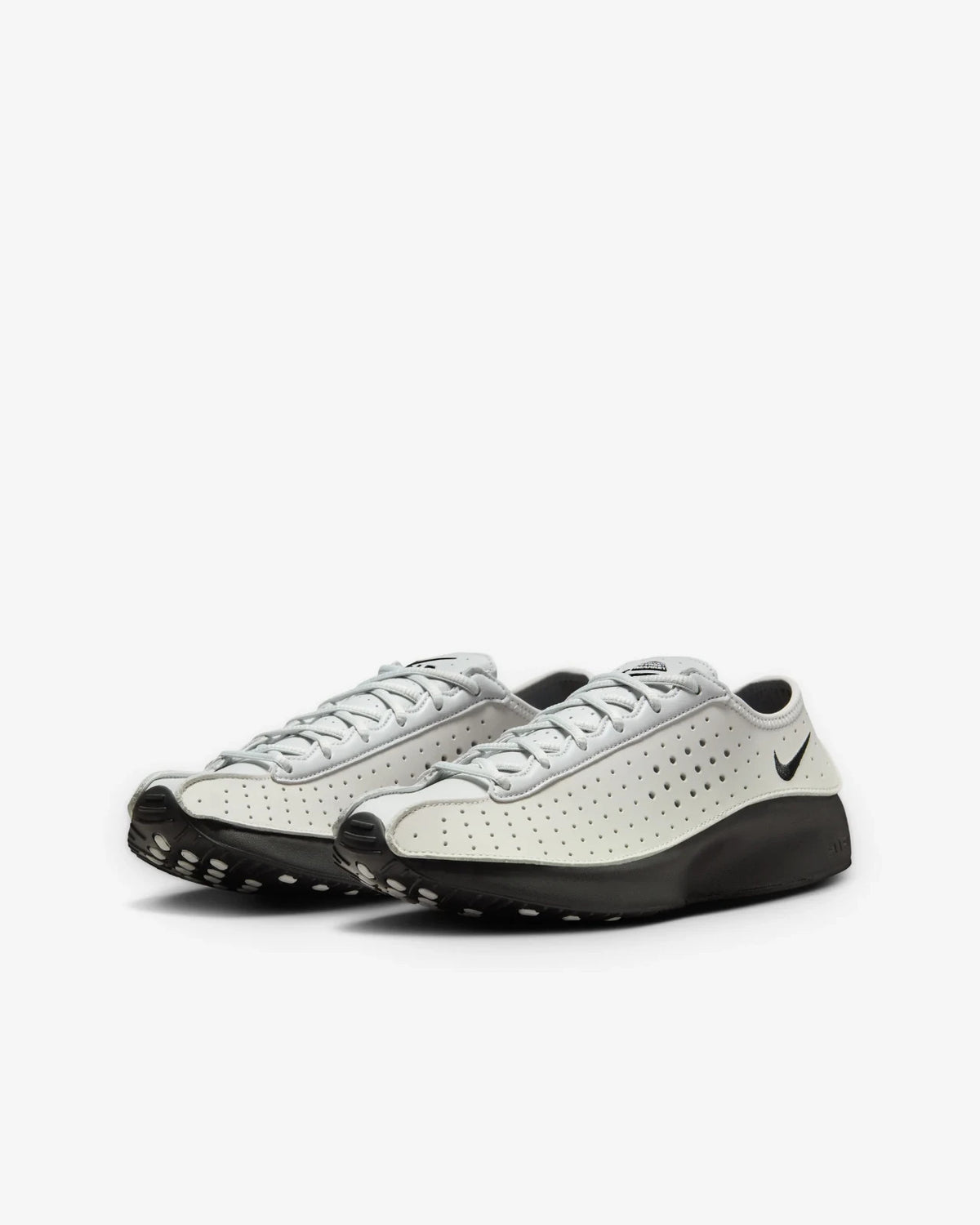 IB1403-100 Dover Street Market Nike Air Superfly White (Women's)