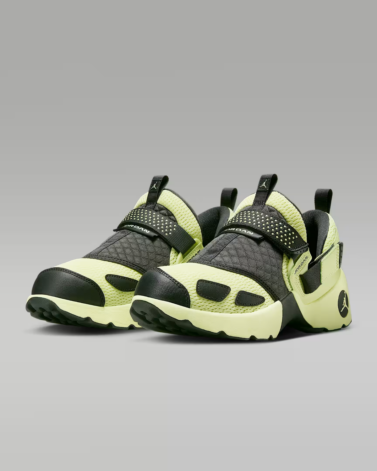 HQ2164-302 Nike  Jordan Trunner LX Luminous Green (Women's)
