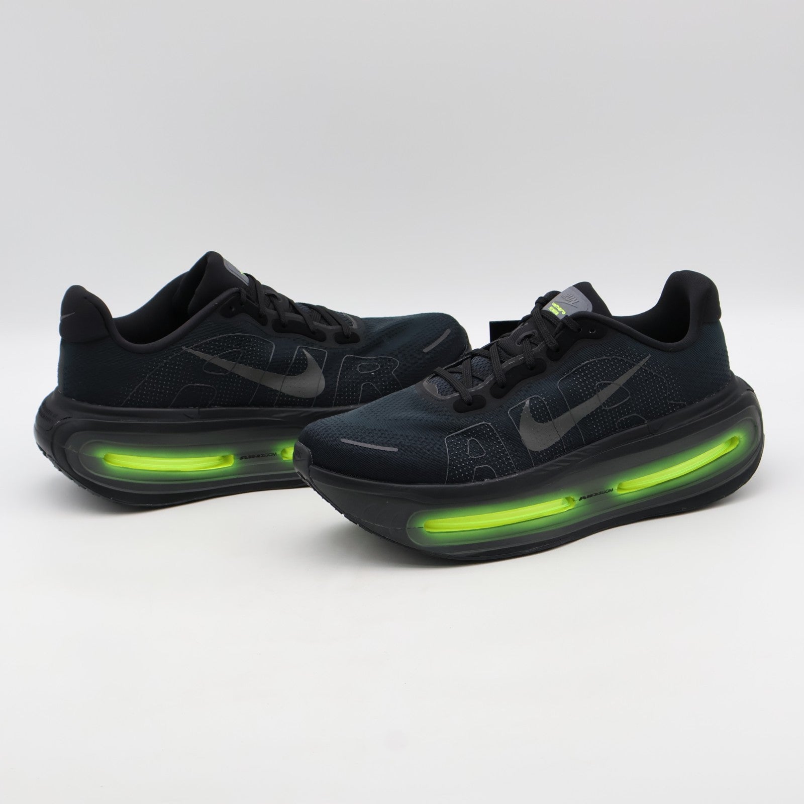 HQ2050-001 Nike Vomero Premium Black Coal Black Volt Iron Grey (Men's)
