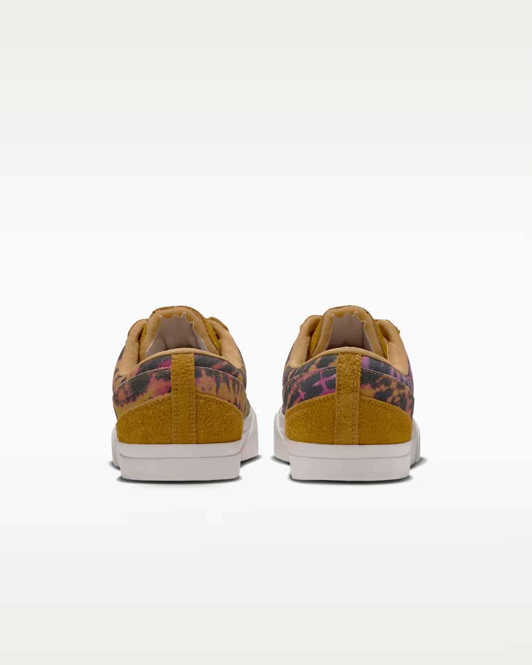IV7023-700 Nike Blazy "Tie-Dye" (Men's)