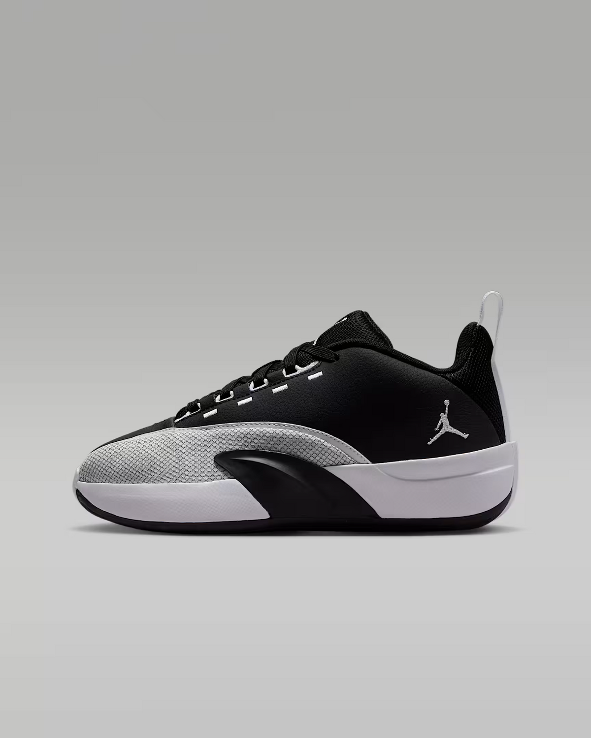 IQ6585-001 Nike GS Jordan All Game "Black/White"