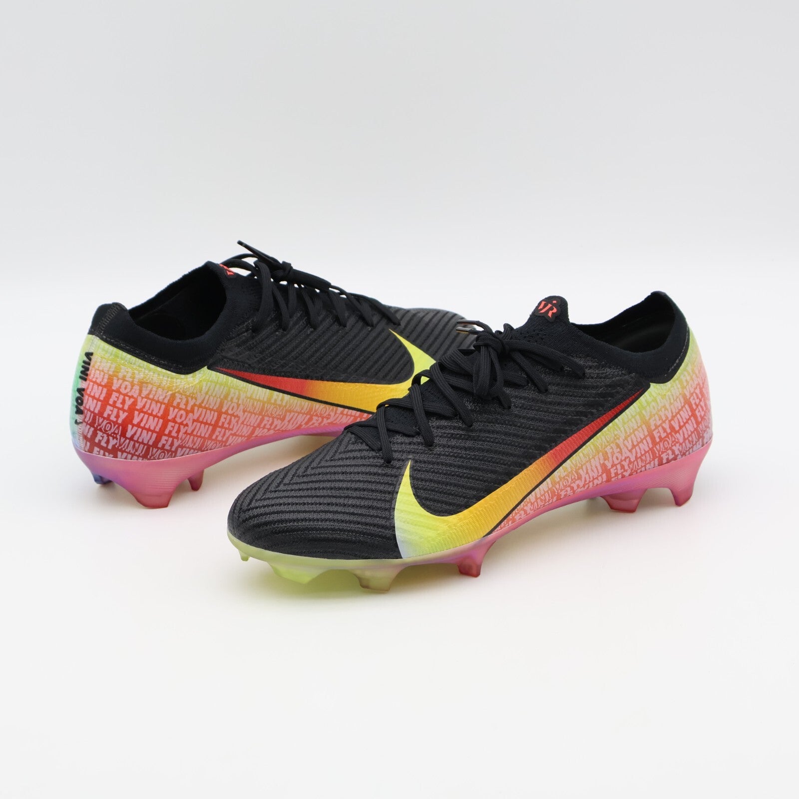 IB2356-001 Vini Jr. Nike Mercurial Vapor 16 Elite Black Green Spark (Men's)