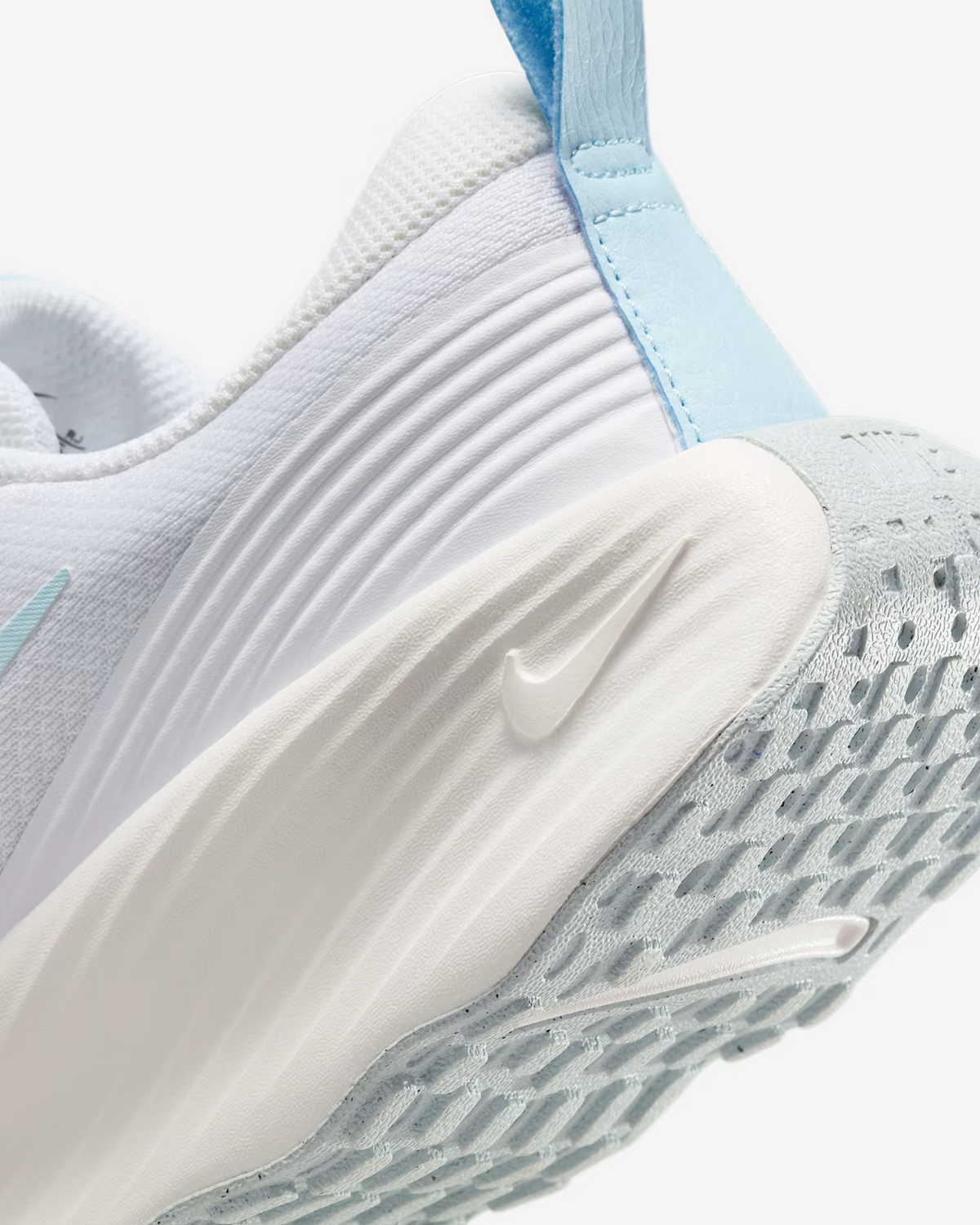 FV6343-105 Nike Promina  White Summit White Glacier Blue (Women's)