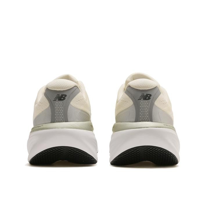 W860 726 New Balance W860 (Men's)