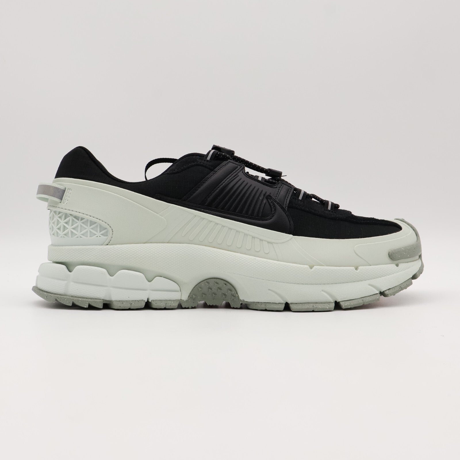 FV2295-001 Nike Zoom Vomero 5 Roam Black Light Silver (Men's)