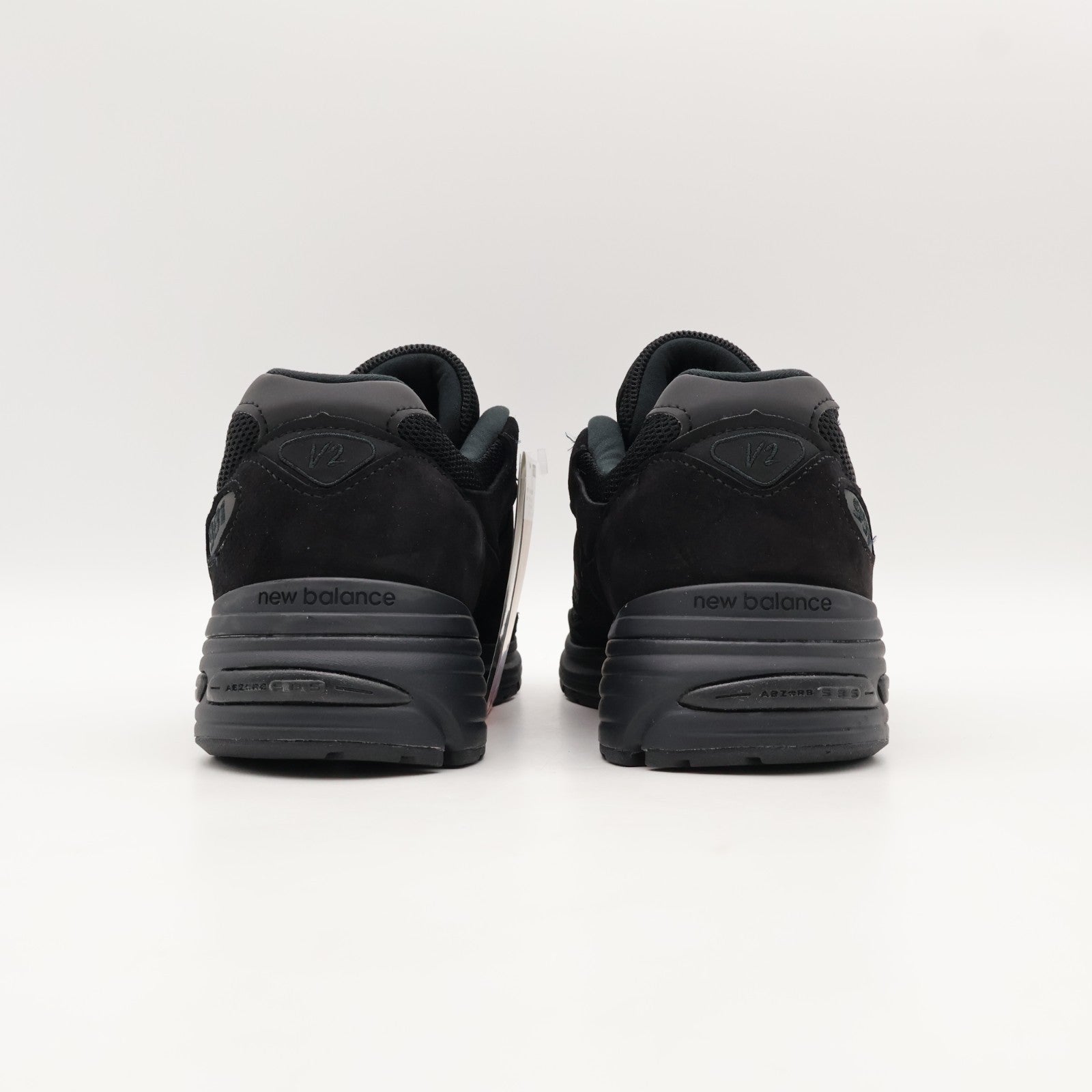 U991KK2 New Balance 991V2 Triple Black (Men's)