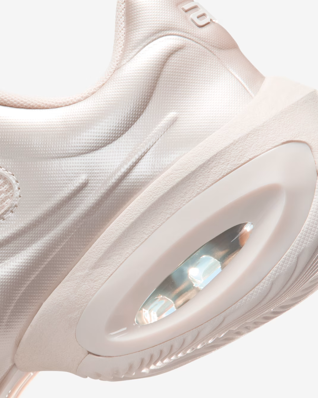 FV1920-101 Nike Air Max Muse Chalk Metallic Silver (Women's)