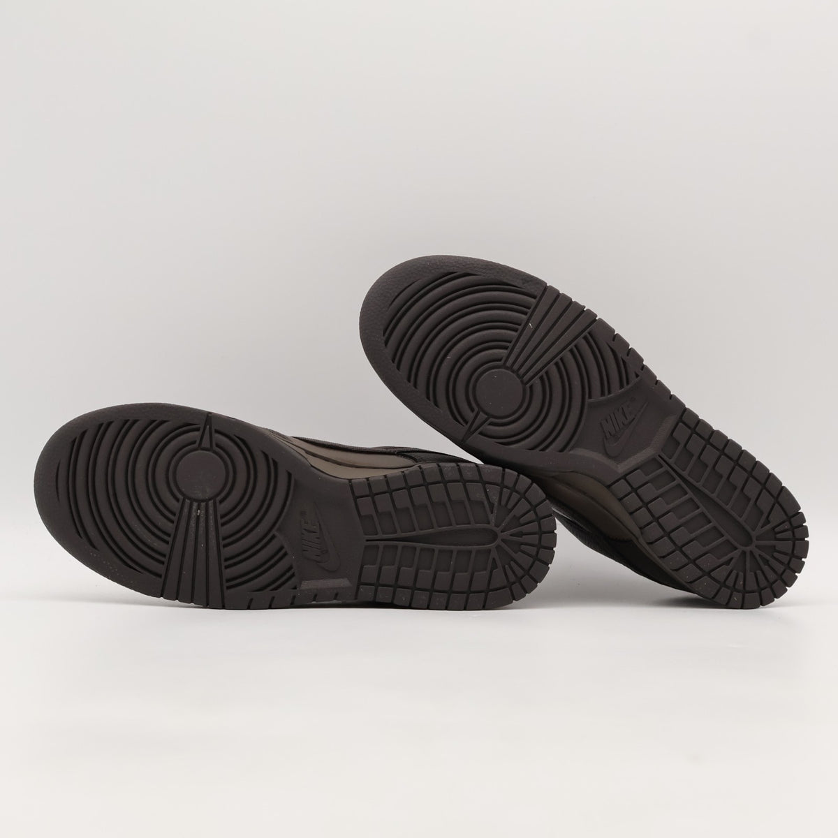 HQ1979-001 Nike Dunk Low Ironstone Velvet Brown (Men's)