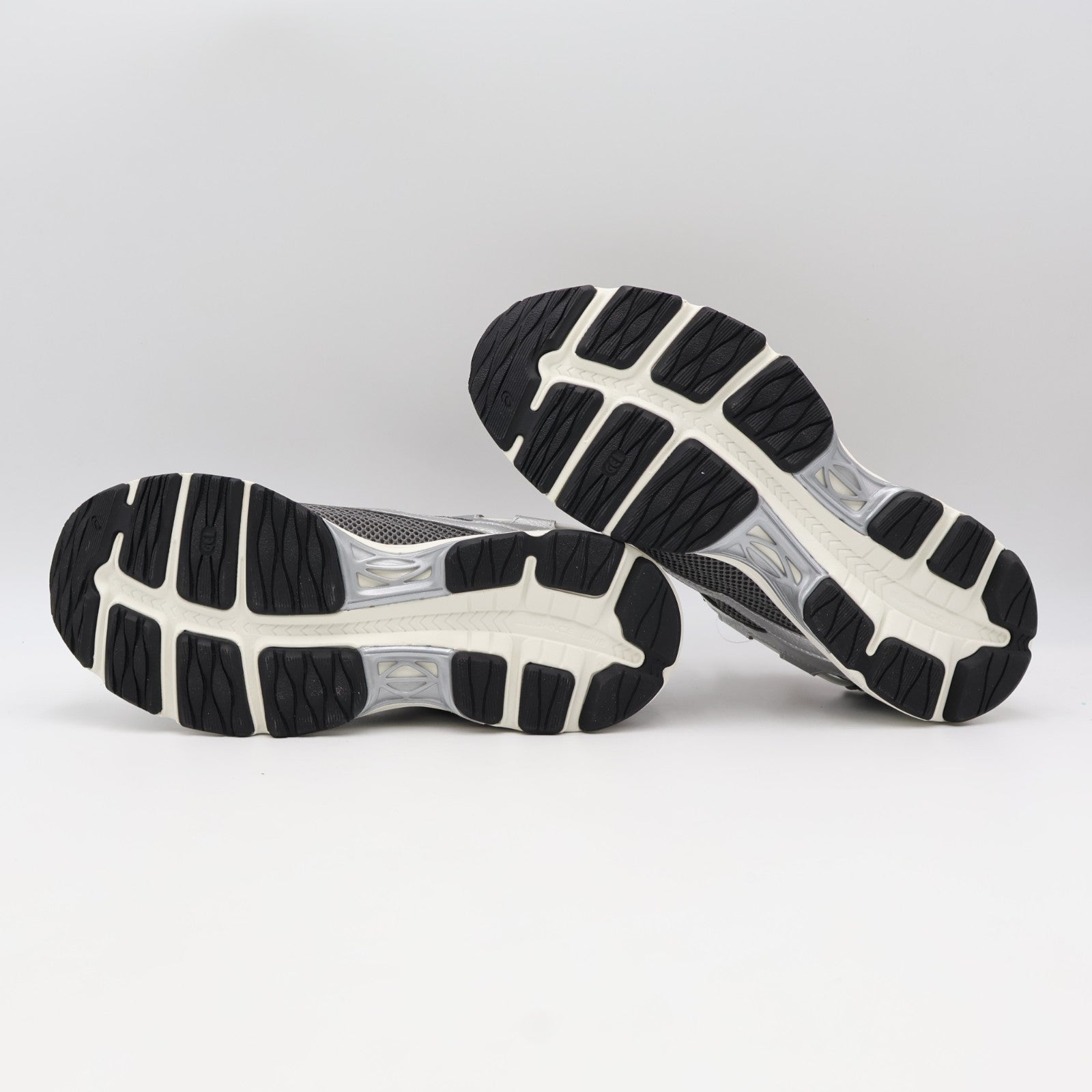 1203A907-020 Kith Ronnie Fieg Asics Gel-Mai 0.1 Japan (Men's)