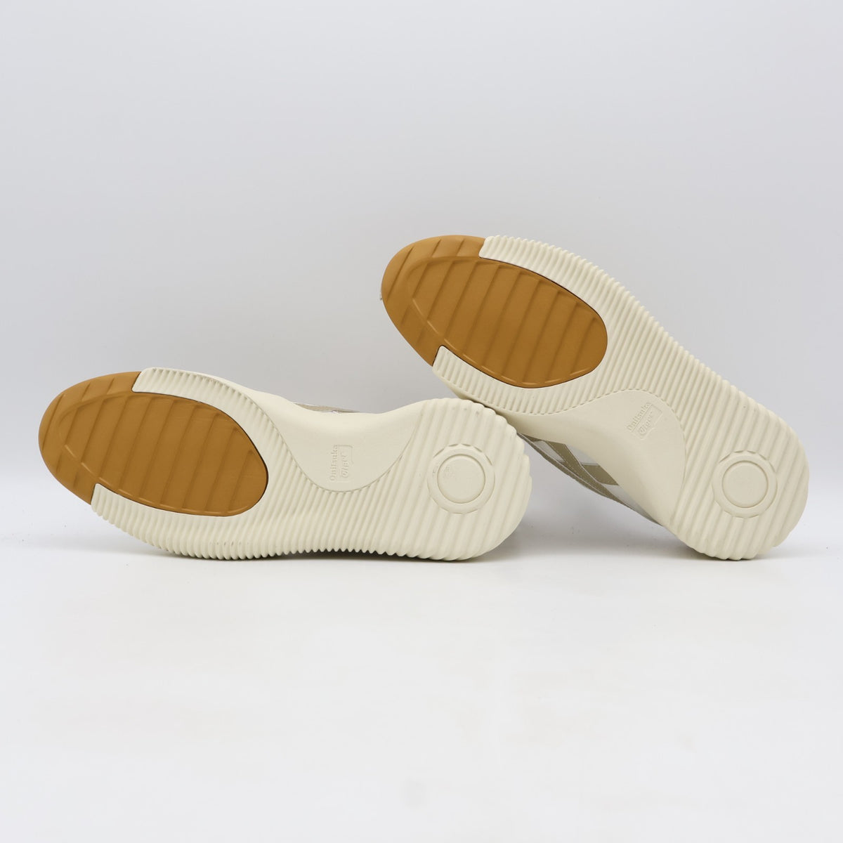 1183B257-104 Onitsuka Tiger Acromount Cream Putty (Men's)
