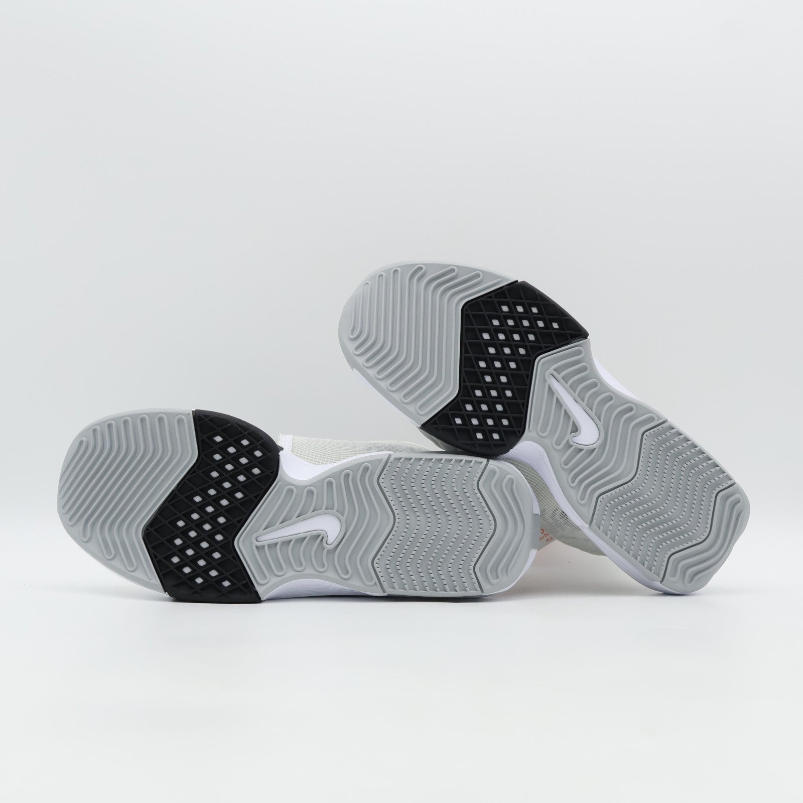 FB2237-100 Nike LeBron Witness 8 White Light Smoke Grey Black (Men's)