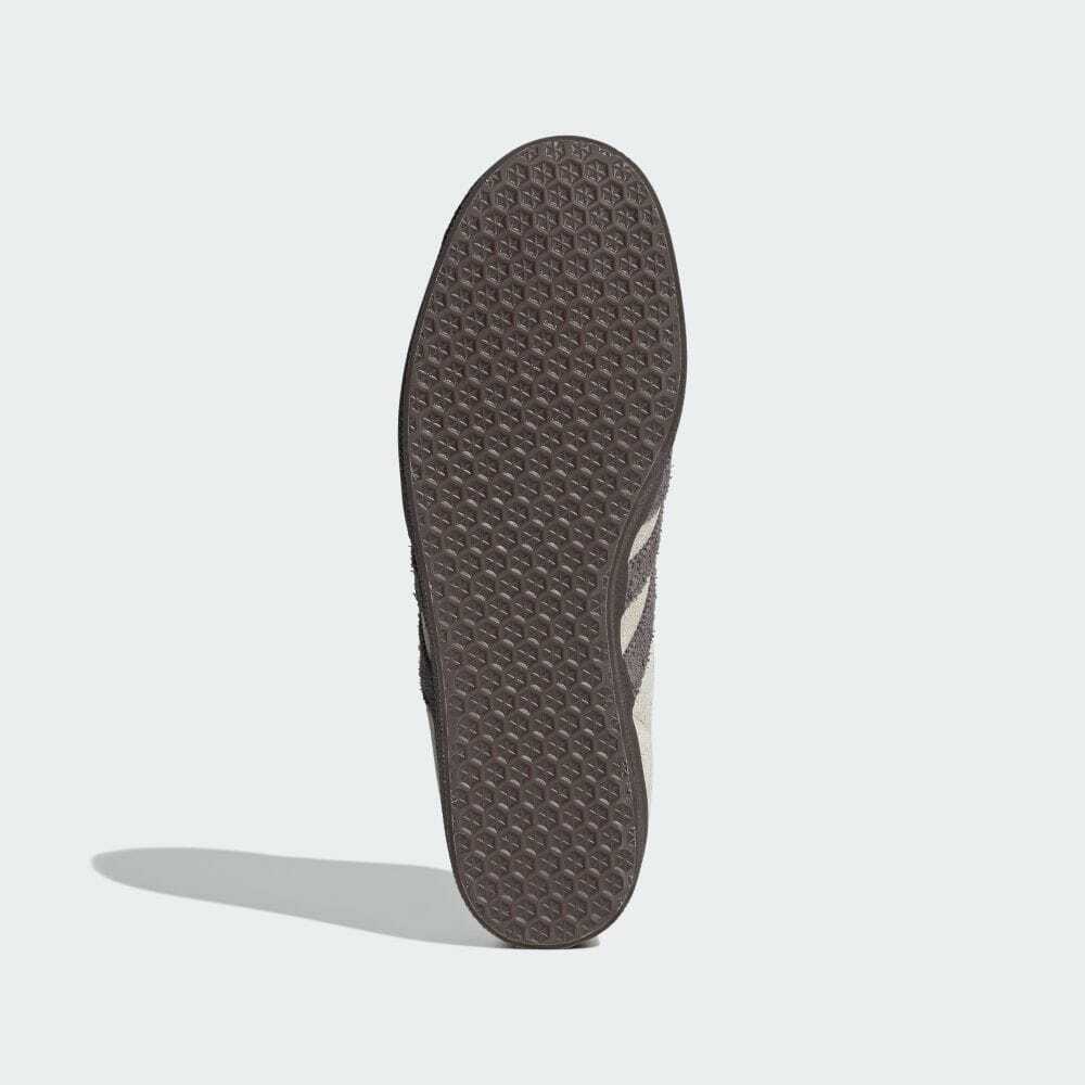 IG2098 adidas Originals Gazelle Putty Grey Charcoal Dark Brown (Men's)