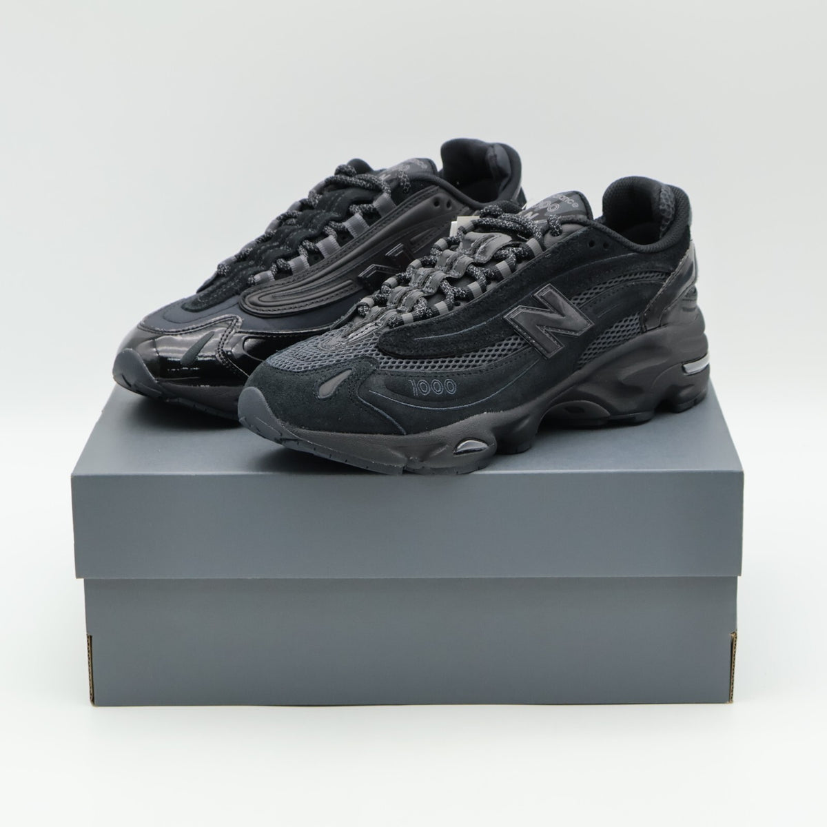 M1000BBE BEAMS Exclusive New Balance 1000 Black (Men's)
