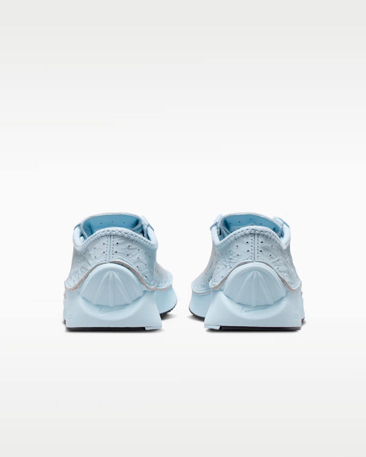 IM5162-400 Nike Air Superfly "Hydrogen Blue" (Women's)