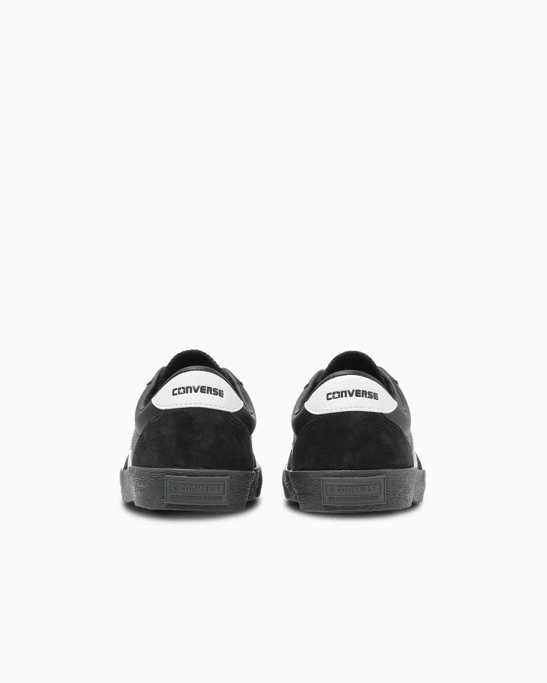 33702650 Converse Roadclassic SK SY OX Black/White (Men's)