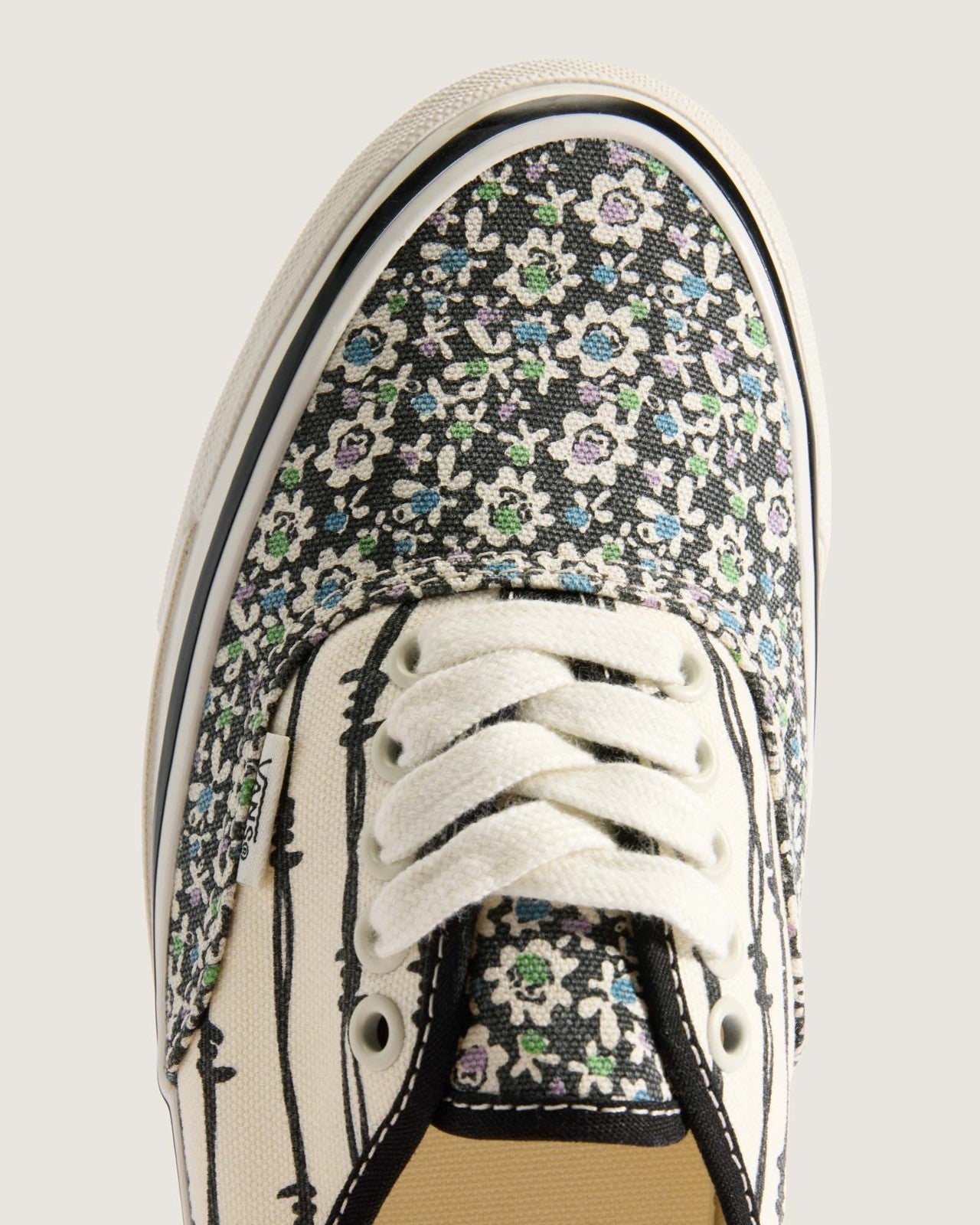 VN000D9NF0B Vans Premium Authentic Daisy Wire (Men's)