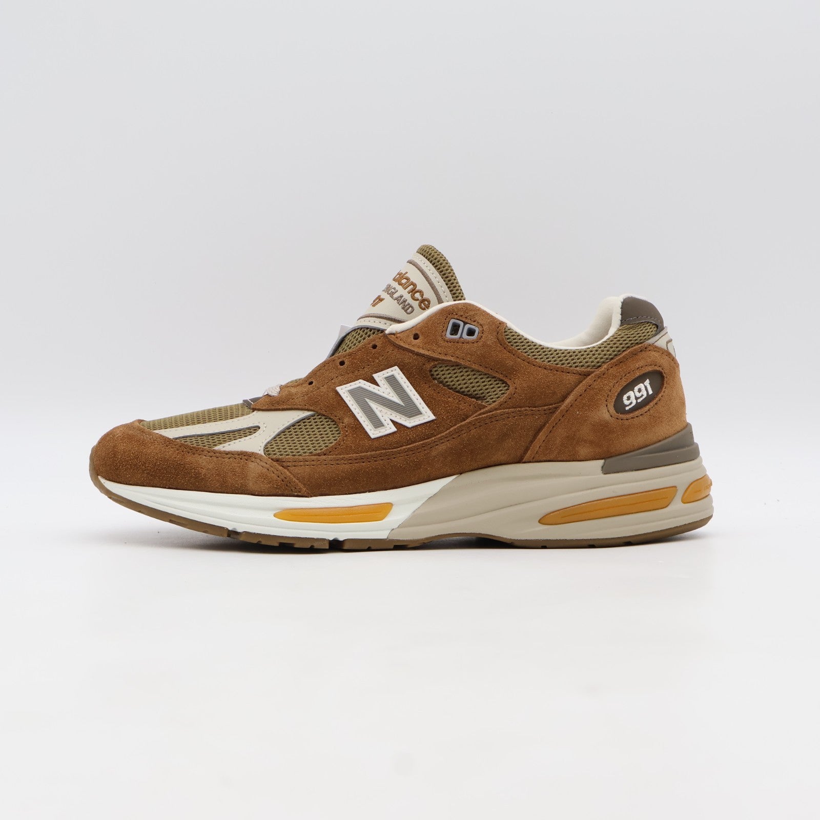 U991GB2 New Balance 991V2 Caramel Cafe (Men's)
