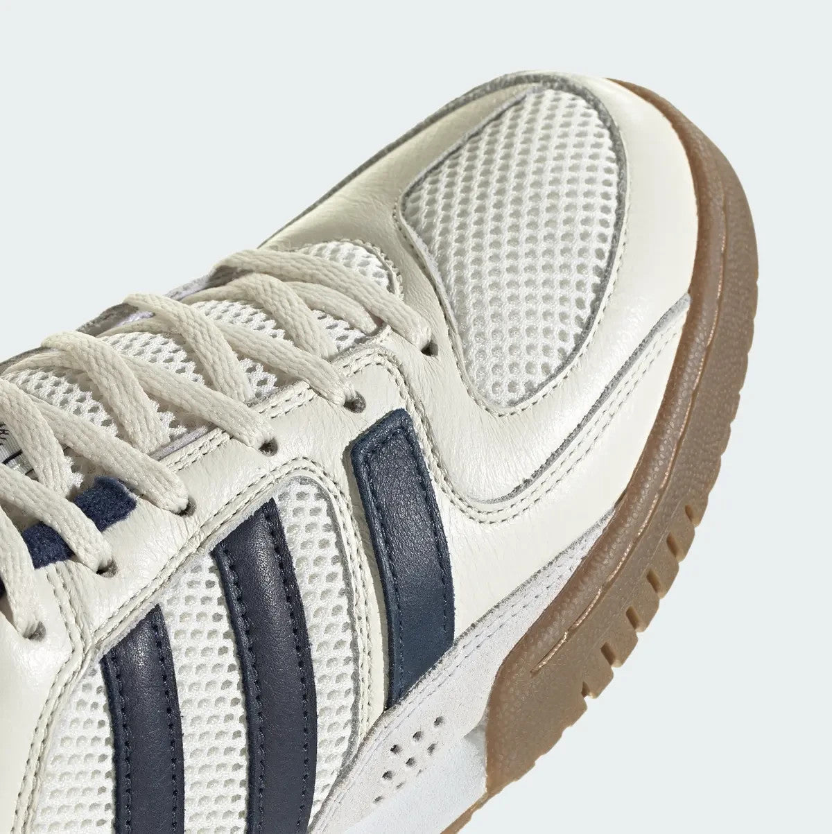 JR4606 adidas Originals Fechten Indoor By Consortium Off White Collegiate (Men's