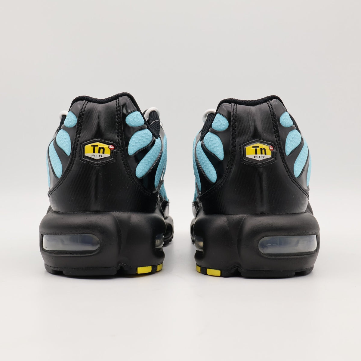 CV8838-400 Nike Air Max Plus Aqua Black White Metallic Silver (Men's)