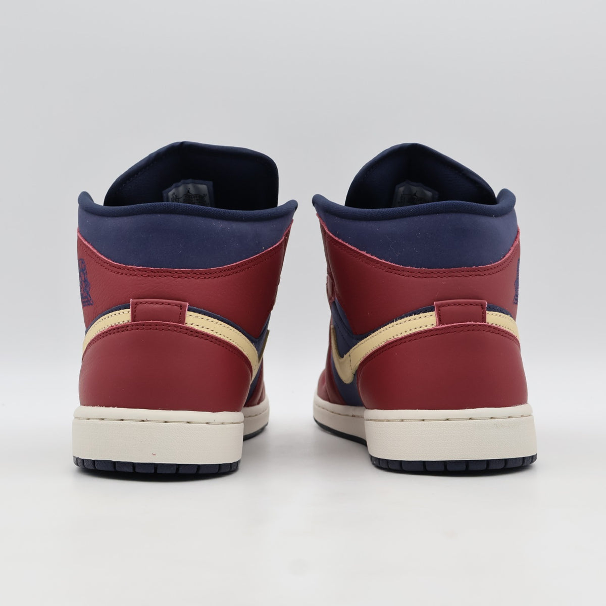IO7449-600 Nike Air Jordan 1 Mid Team Red (Men's)