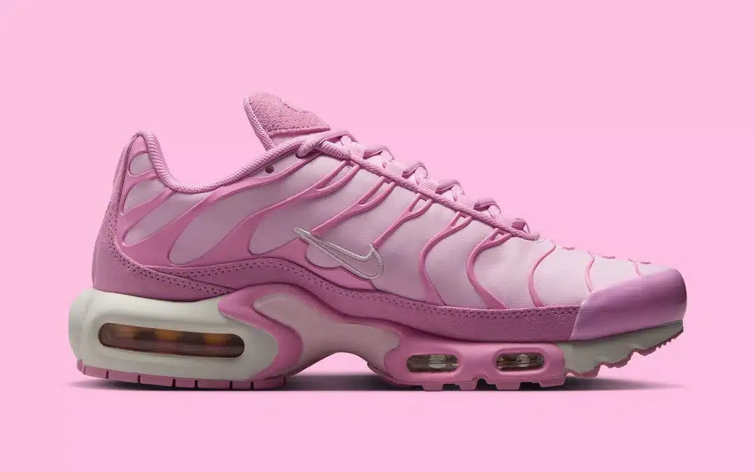 IV5286-600 Nike Air Max Plus "Pink Rise/Summit White" (Women's)