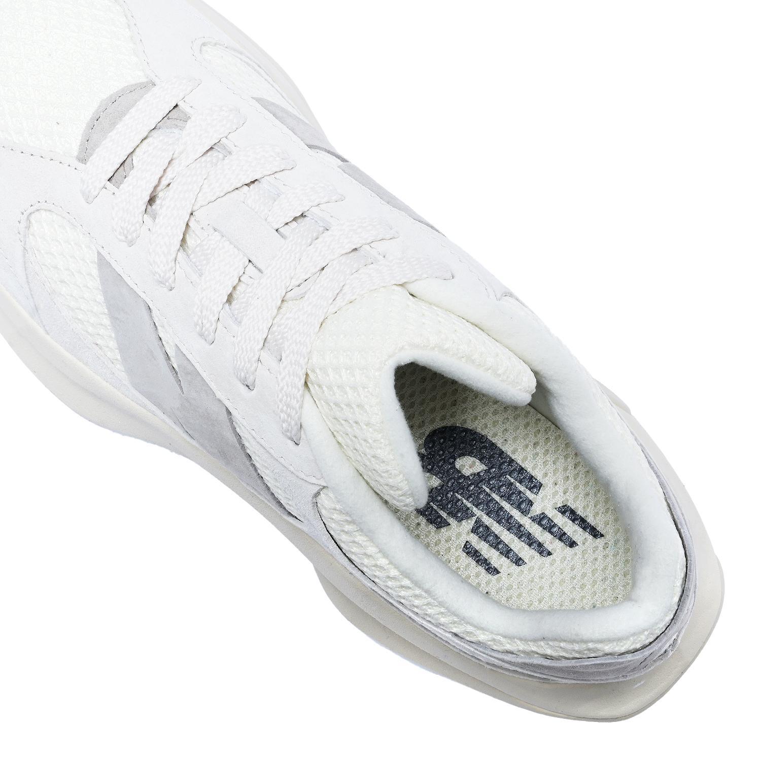 UWRPDHSB New Balance Warped Runner Timberwolf Angora (Men's)