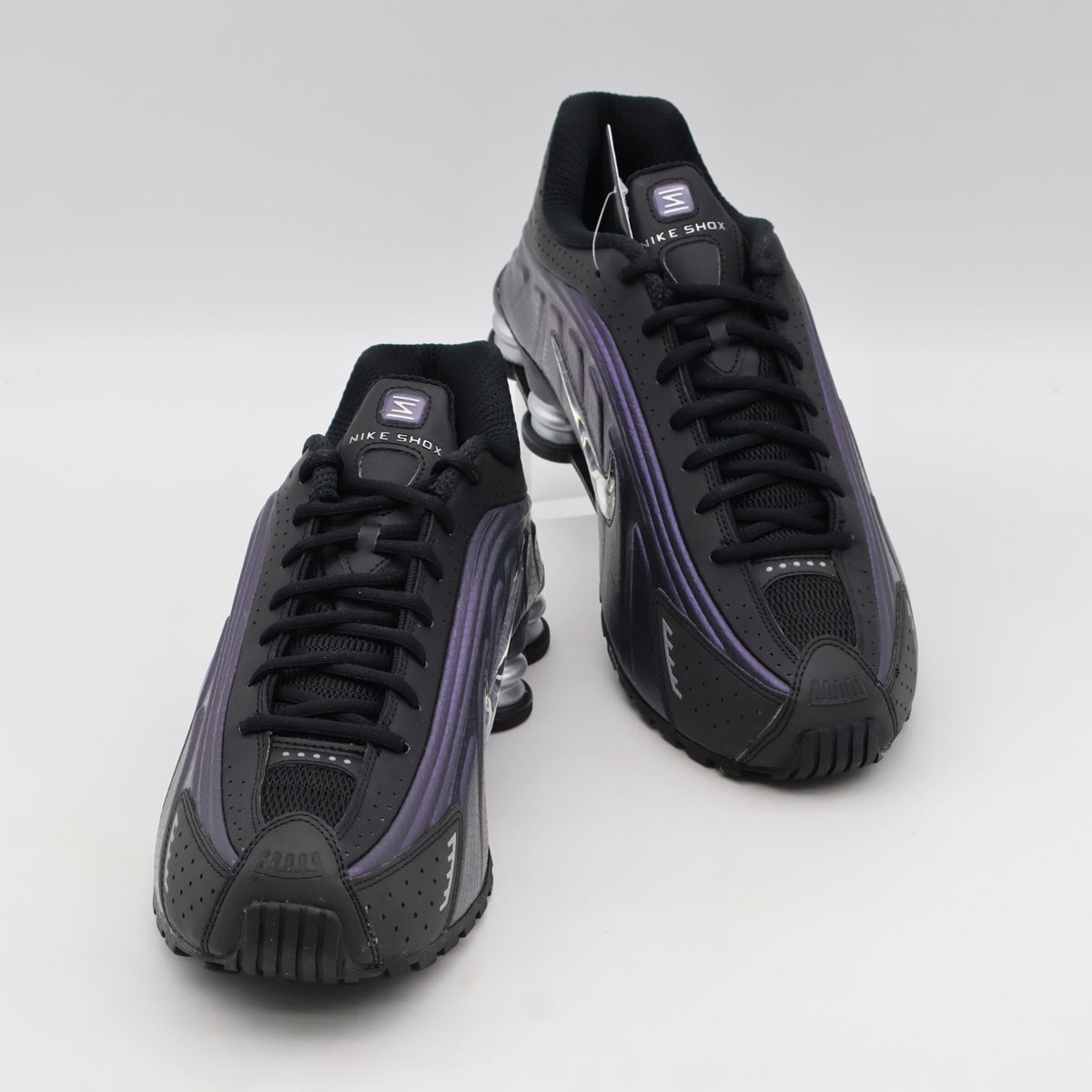 IO4546-002 Nike Shox R4 Black Metallic Silver (Men's)