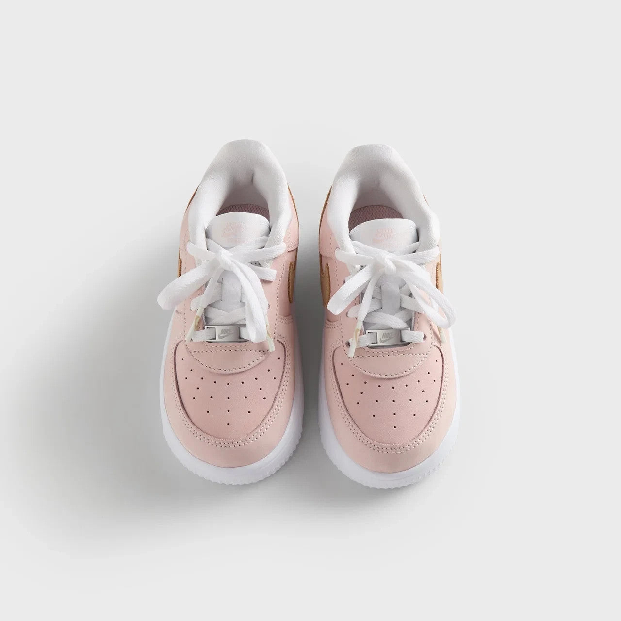 IM6038-200 Kith Ã Nike TD Air Force 1 Low SP "Un-Linen" (Toddler)