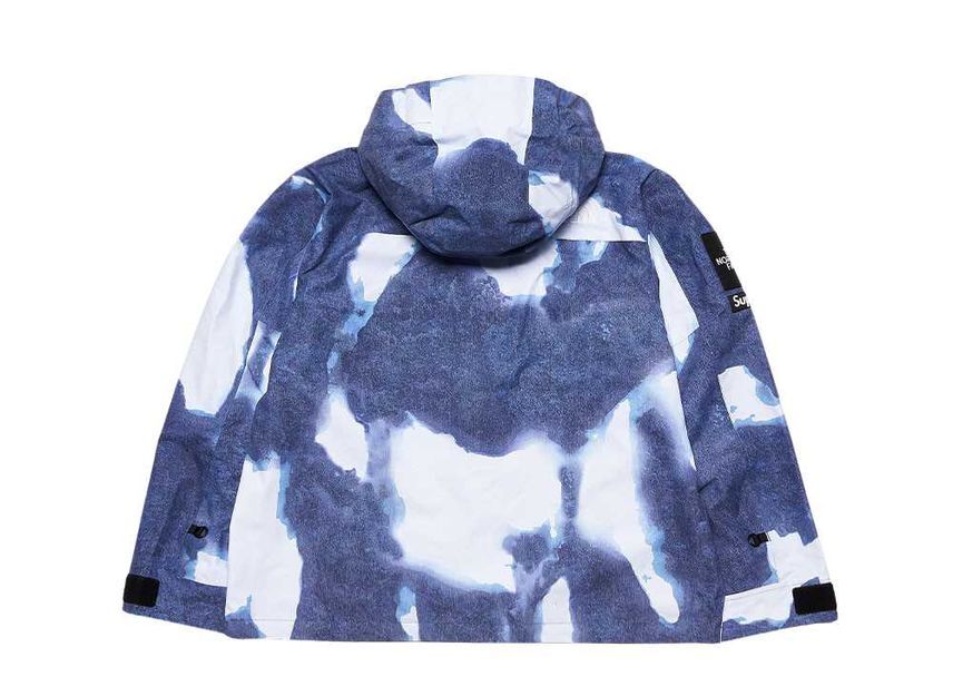 Supreme The North Face Bleached Denim Print Mountain Jacket Indigo