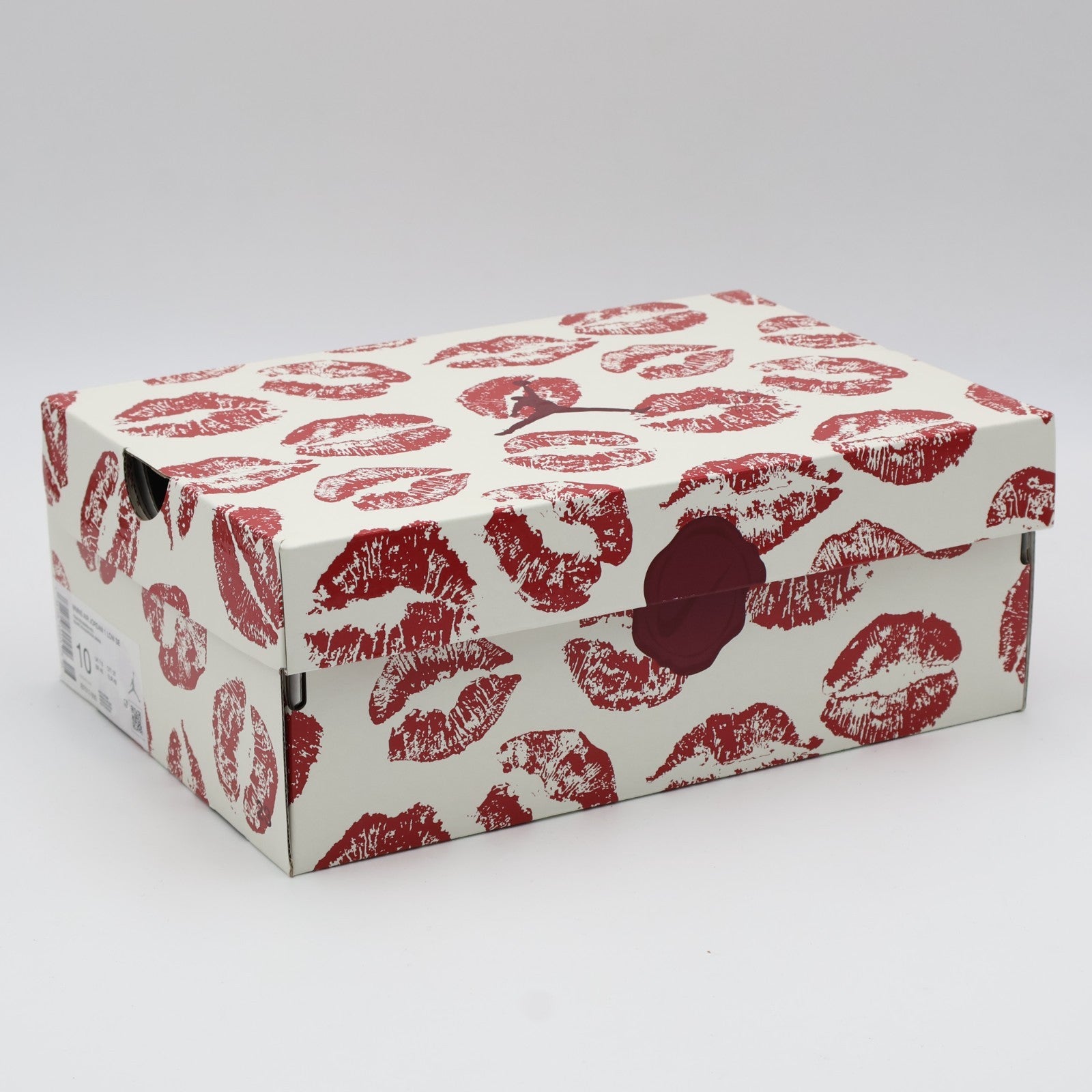 IB7012-600 Nike Air Jordan 1 Low Valentine's Day (2026) (Women's)