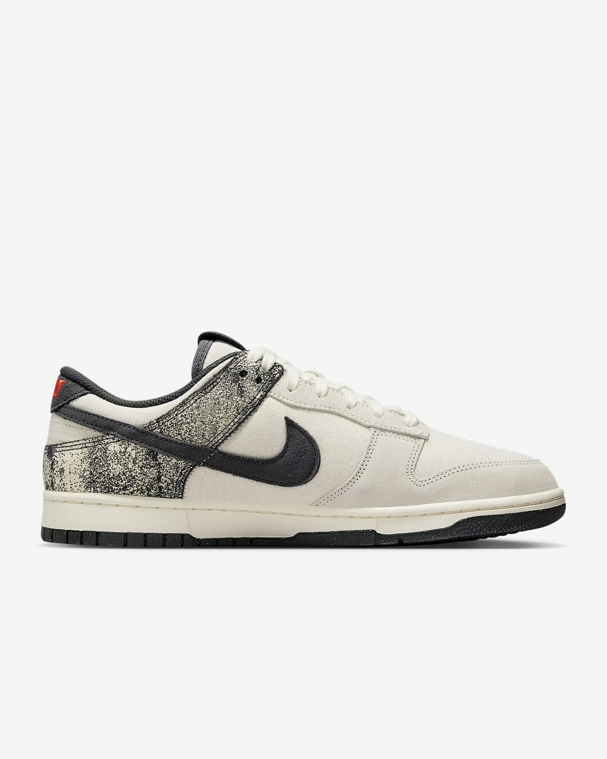 IB7720-110 Nike Dunk Low Pale Ivory Off Noir (Men's)