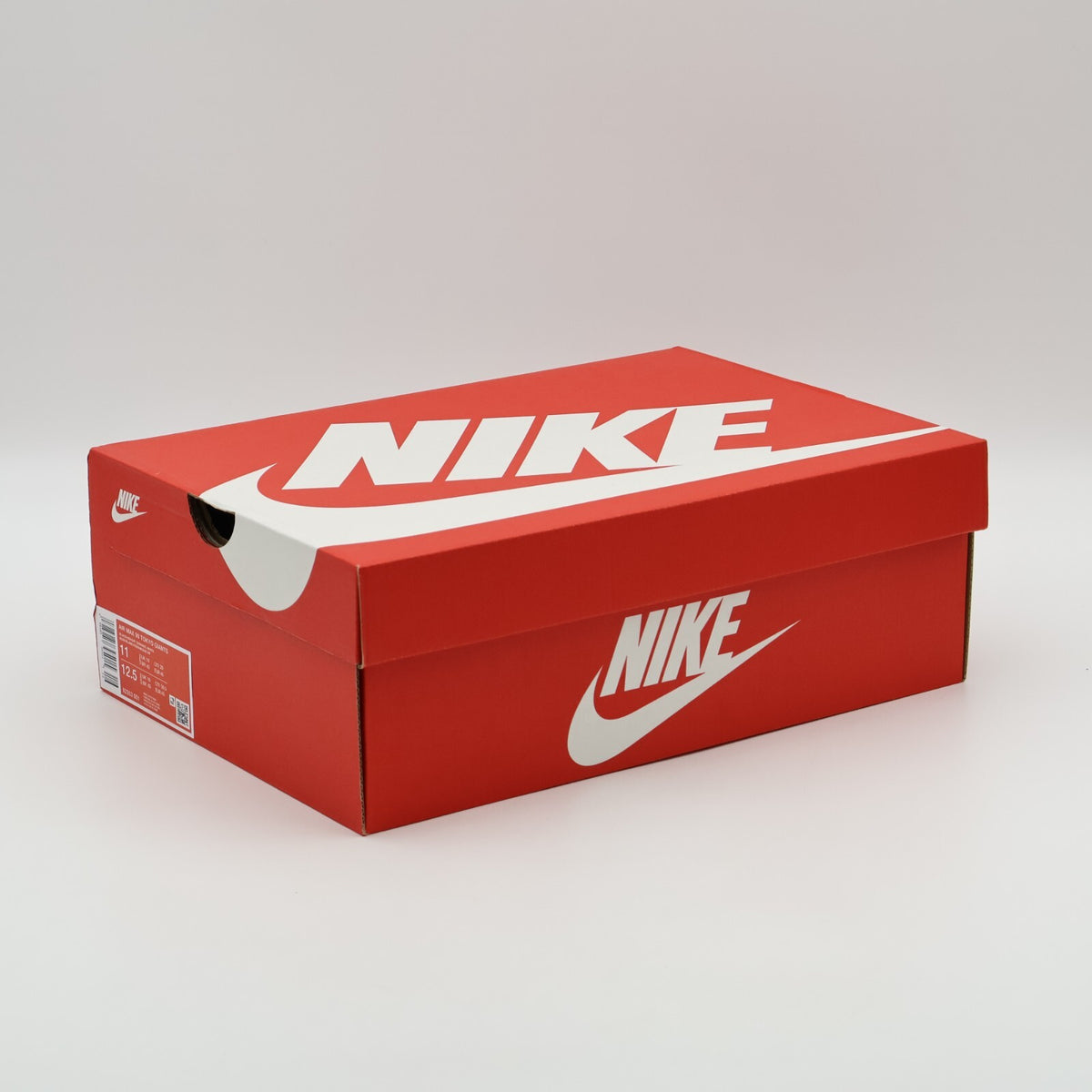 II2353-001 Nike Air Max 90 Tokyo Giants (Men's)