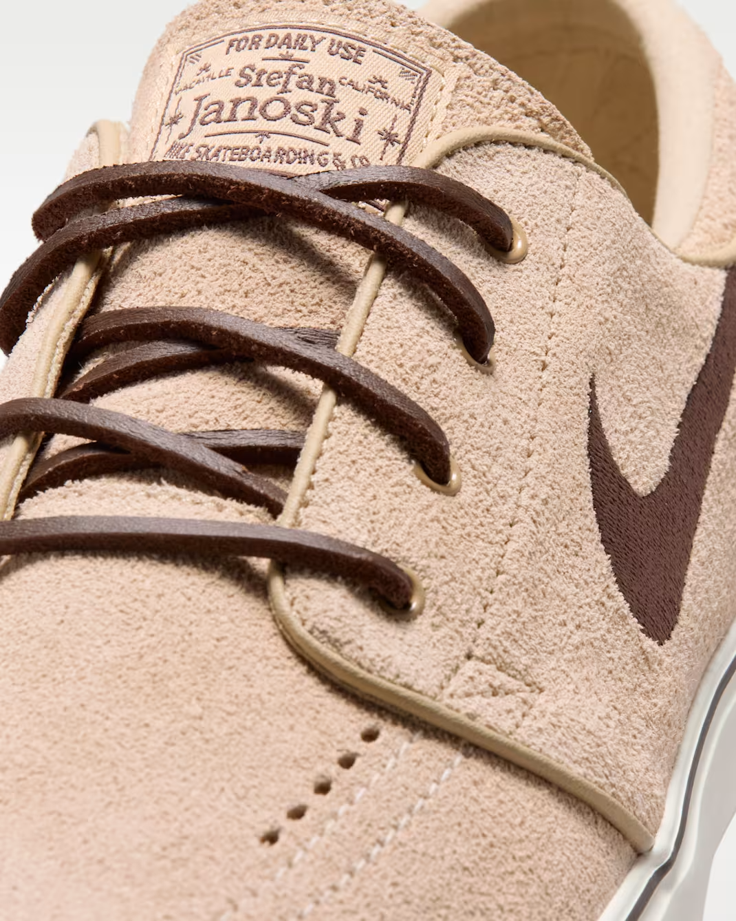 FD6757-201 Nike SB Zoom Janoski OG+ "Linen/Sail/Light Chocolate" (Men's)