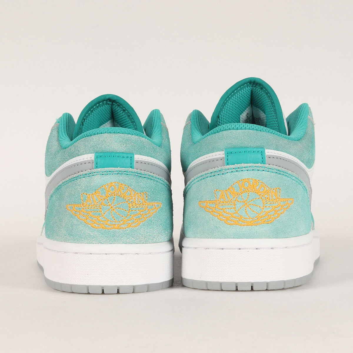 DN3705-301 Nike Air Jordan 1 Low SE "New Emerald" (Men's)
