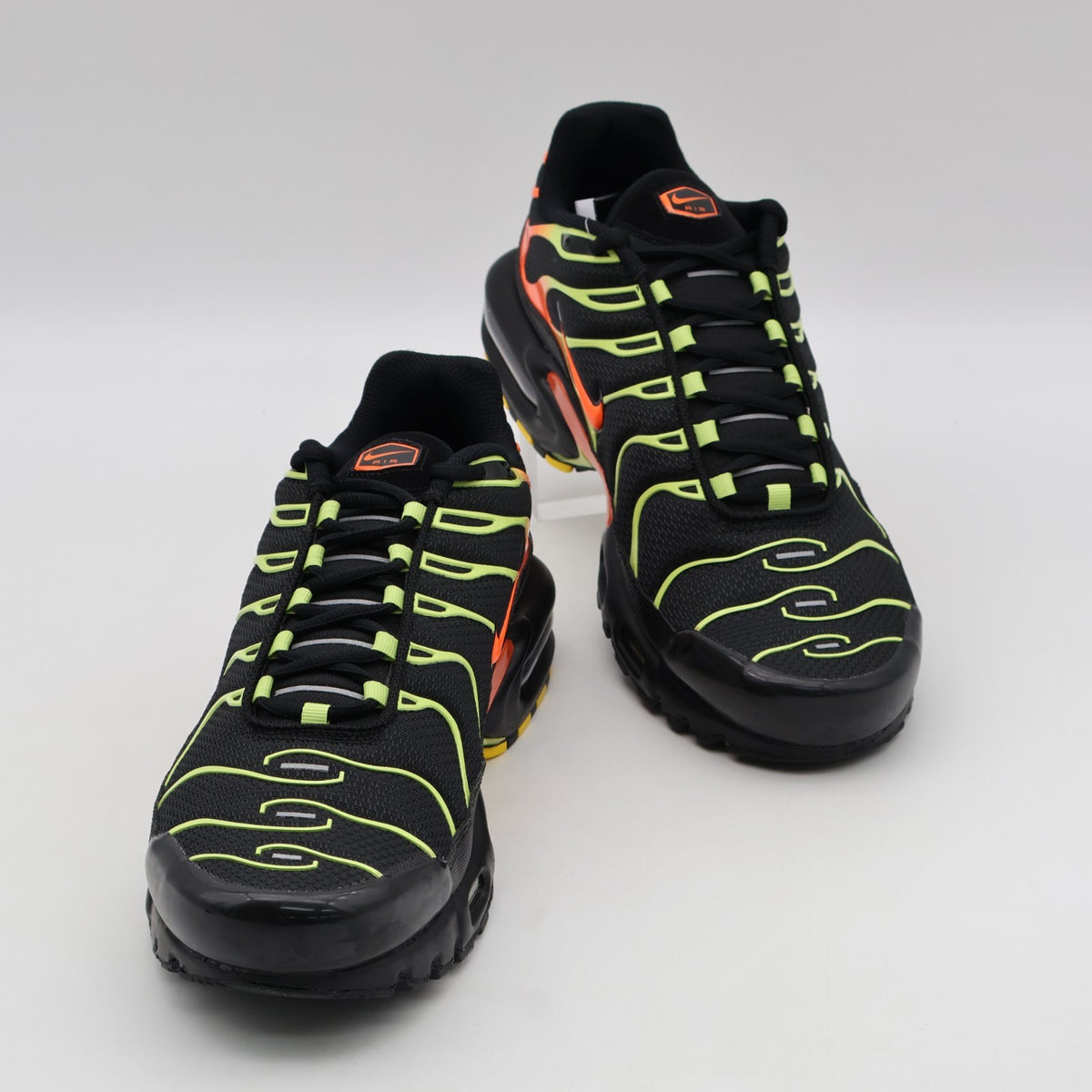 DM0032-028 Nike Air Max Plus Sunrise (Men's)