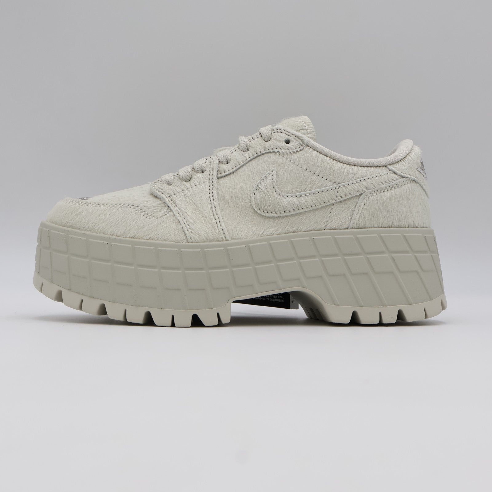 IB7210-001 Nike Air Jordan 1 Brooklyn Low Light Bone Metallic Silver (Women's)