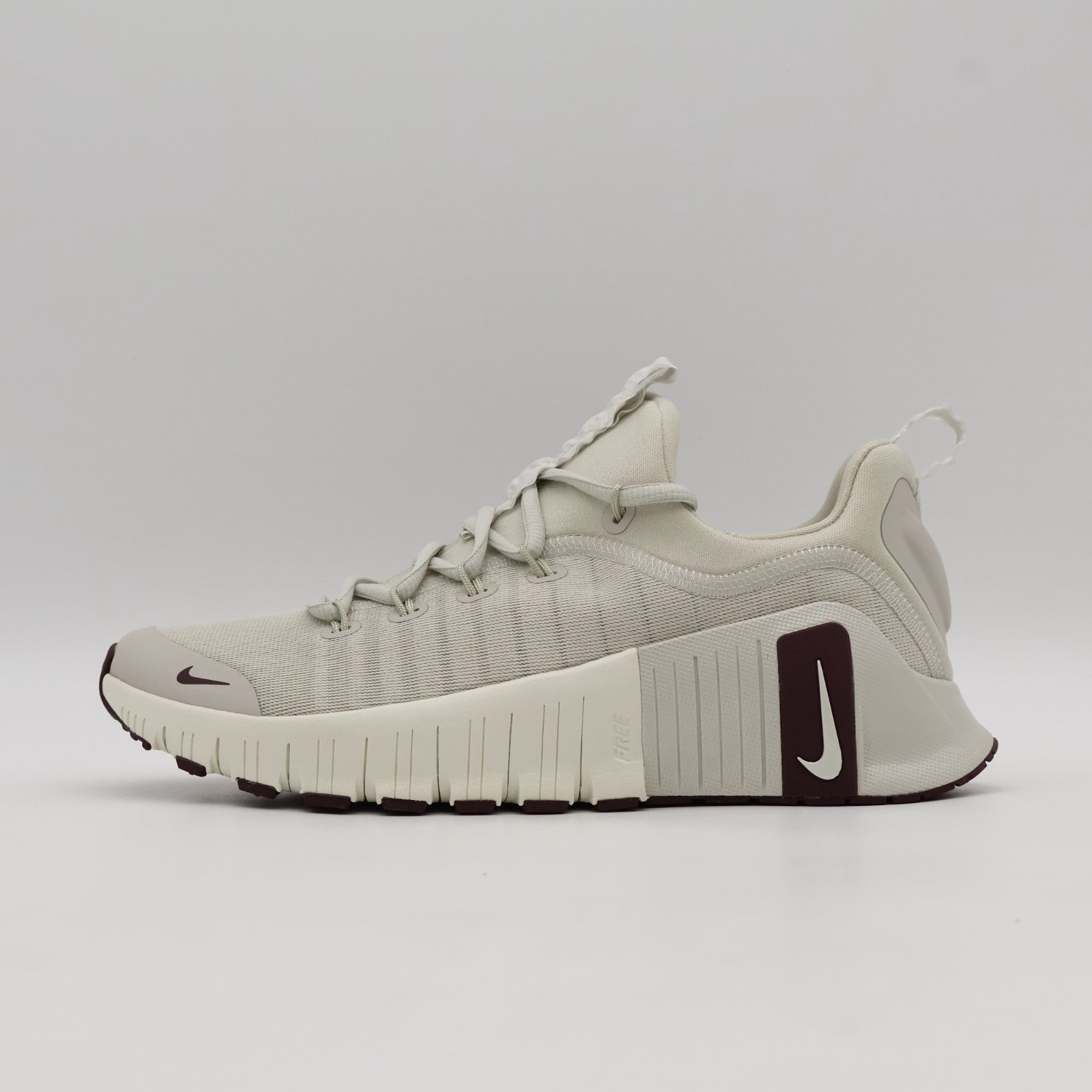 IH3589-072 Nike Free Metcon 6 SE  Workout Shoes Light Bone (Womenâs)