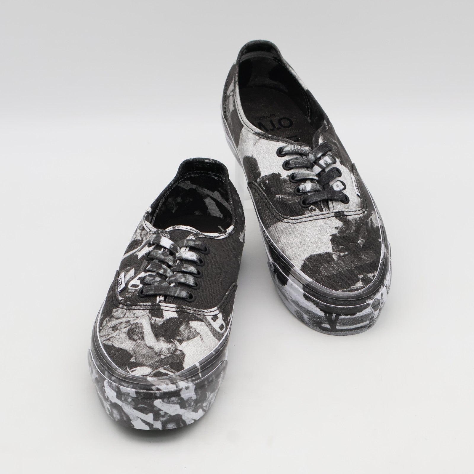 VN000EEUGC7 Atiba Jefferson OTW by Vans Authentic Black Grey (Men's)