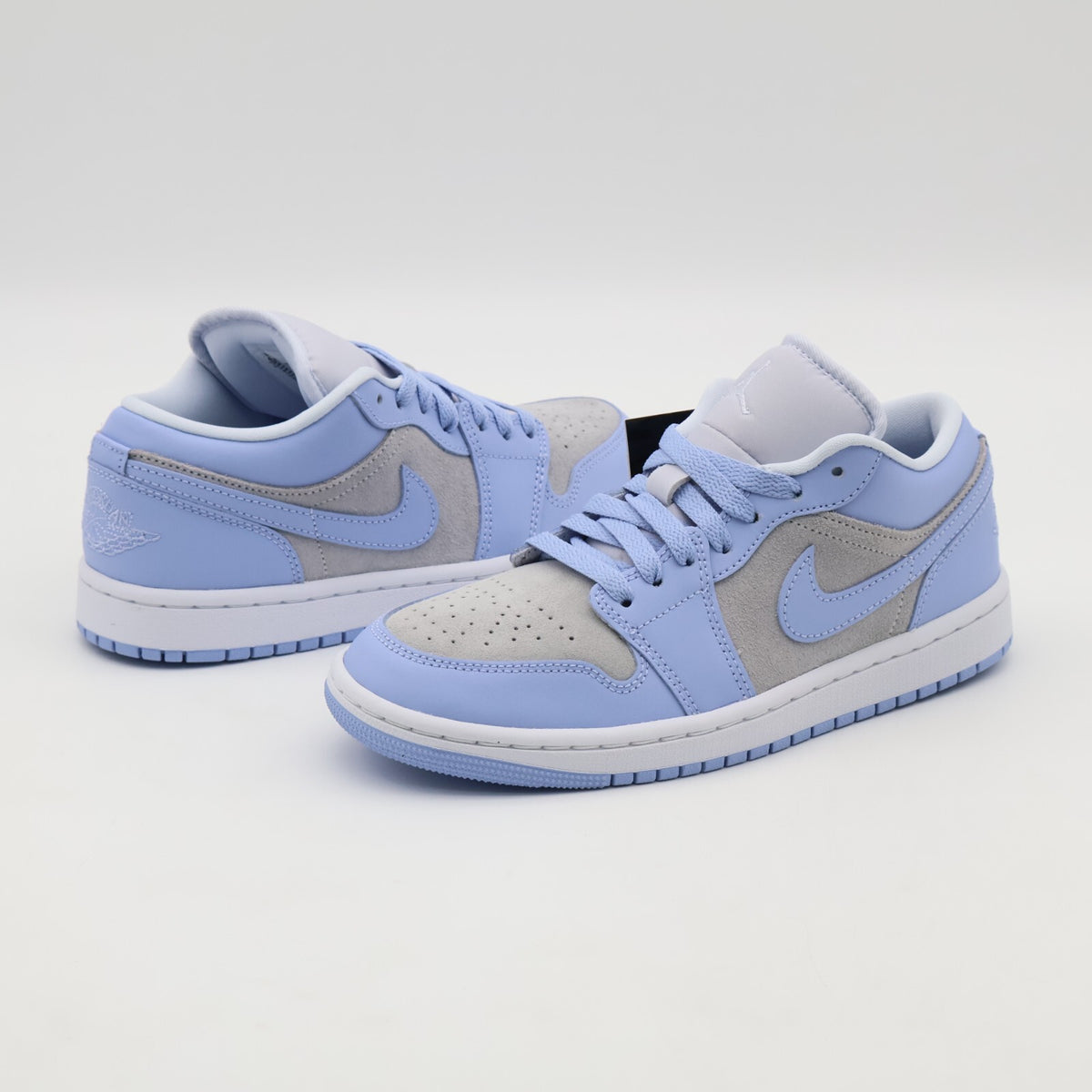 DC0774-050 Nike Air Jordan 1 Low Football Grey Aluminum White (Women's)